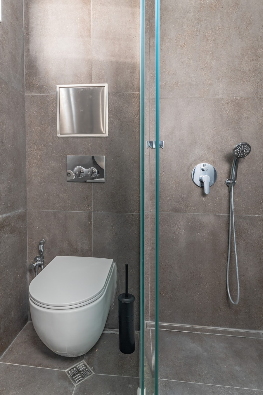 Industrial 2-BDR Flat by the National Stadium 16 Flat Manager Booking