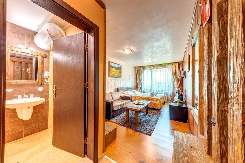 Cozy and Stylish Studio in Forest Glade 7 Flat Manager Booking