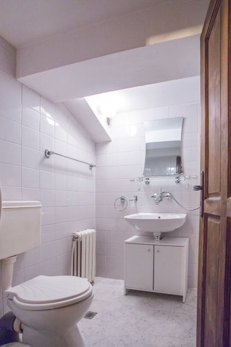 4- BDR House Monument of Culture & Architecture 32 Flat Manager Booking