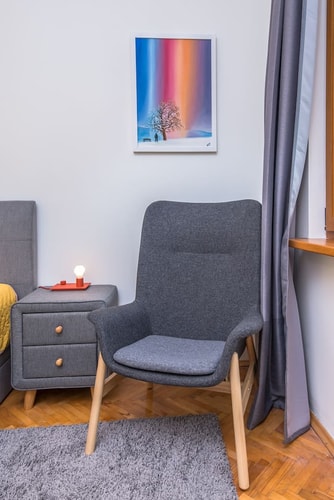 Designer, Business, Central, 1BDR Apartment 20 Flat Manager Booking