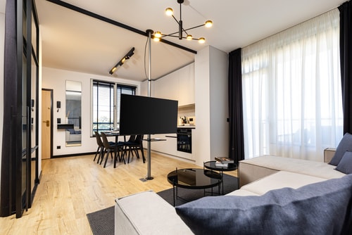 Modern 1BDR Apartment in a New Building 3 Flat Manager Booking