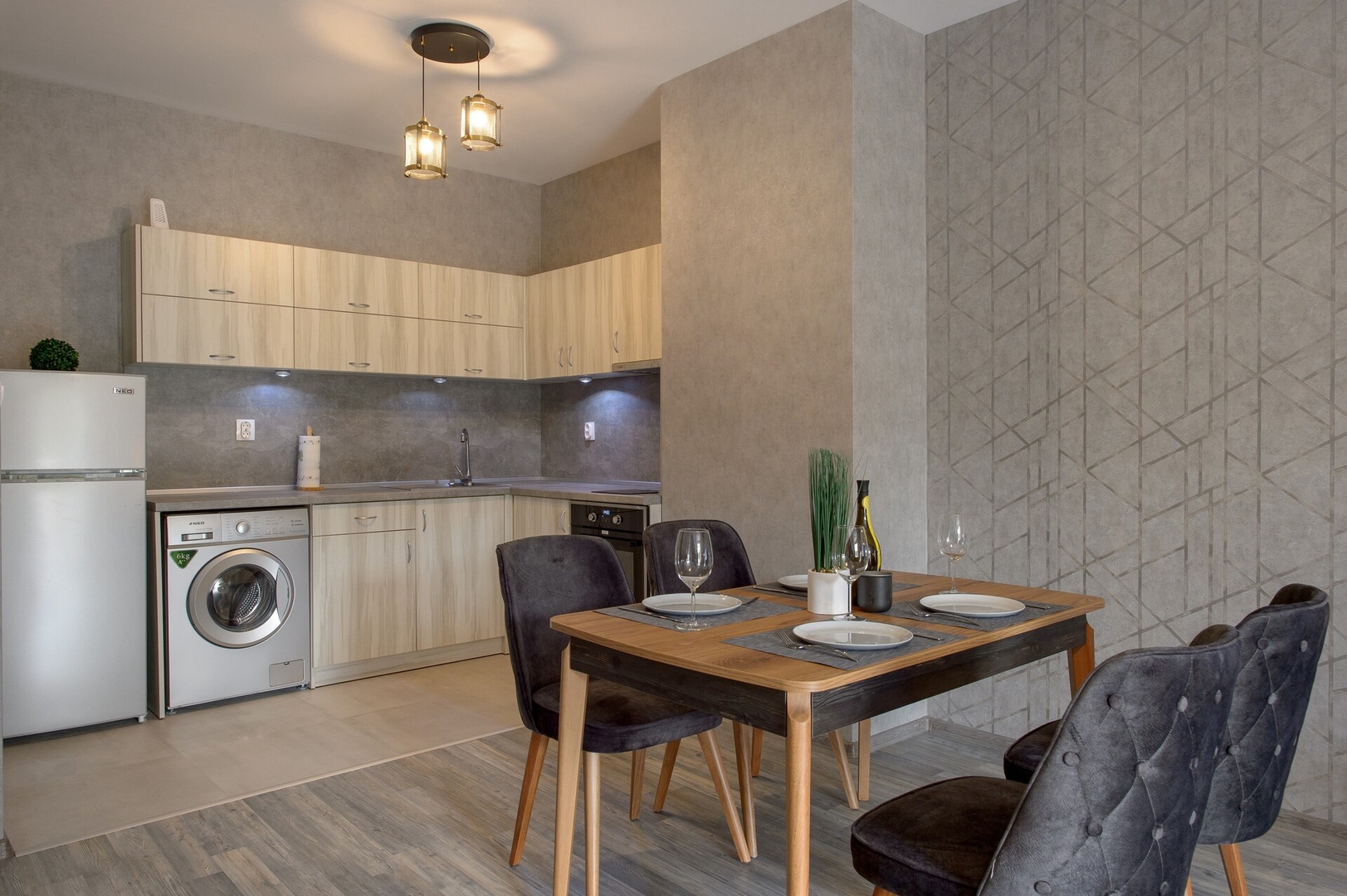 Luxury 2-bedroom apartment by Studenets Center 12 Flat Manager Booking