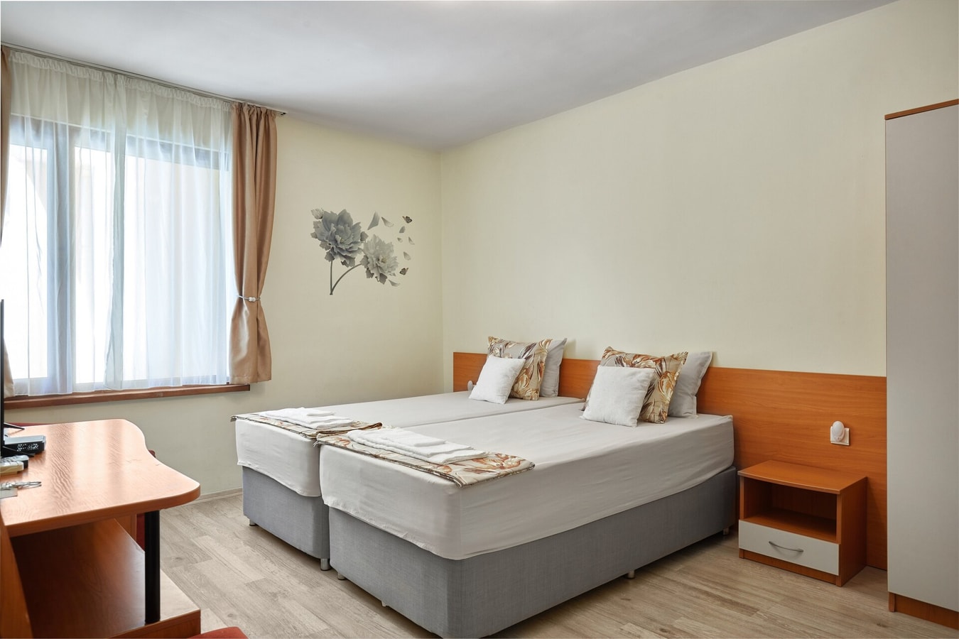 Private Studio in Hotel Paradise Pomorie Flat Manager Booking