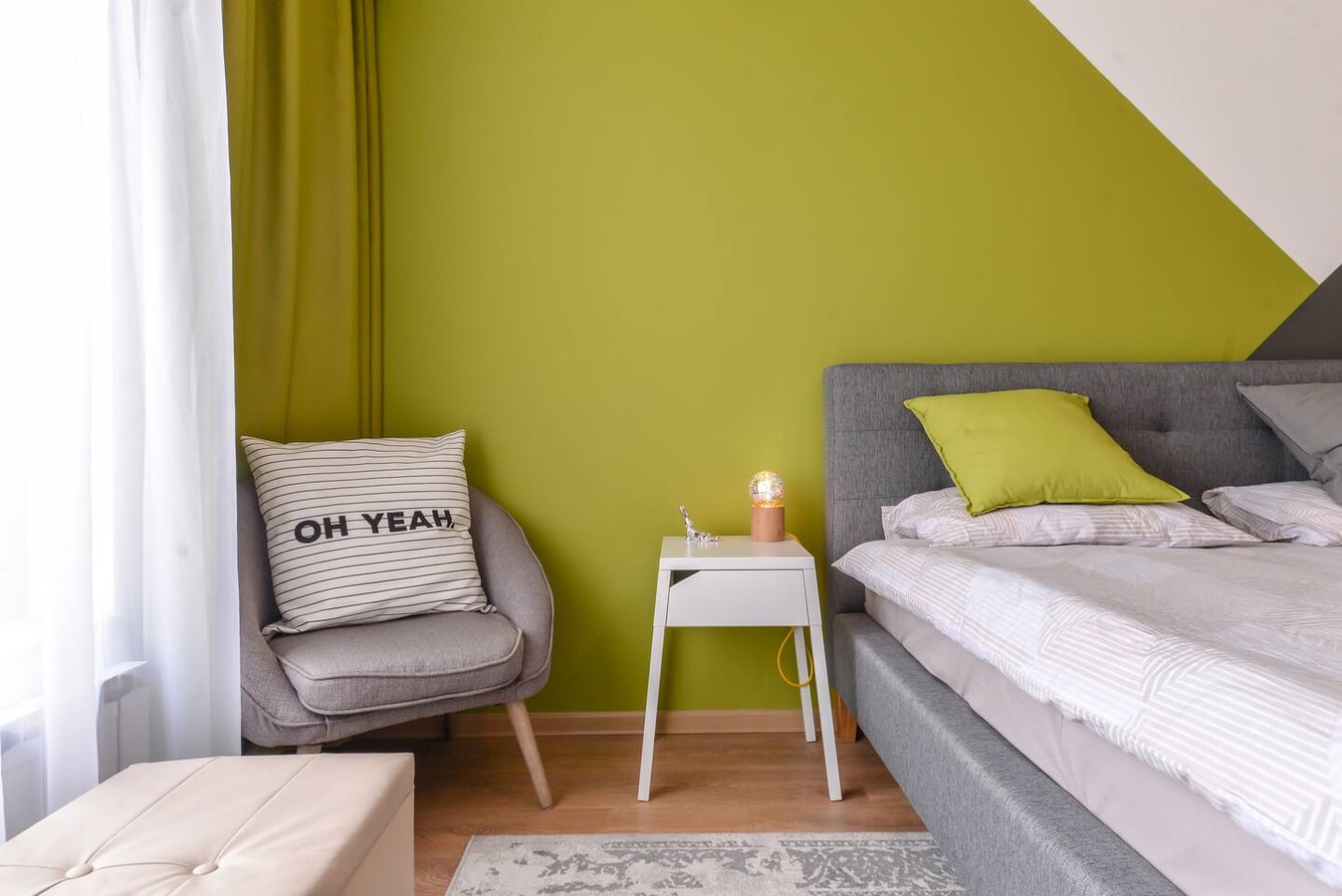 The Spot - fully equipped, central, modern studio 8 Flat Manager Booking
