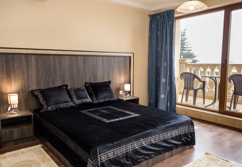 Elegant Apartment with Balcony in Argisht Palace 20 Flat Manager Booking