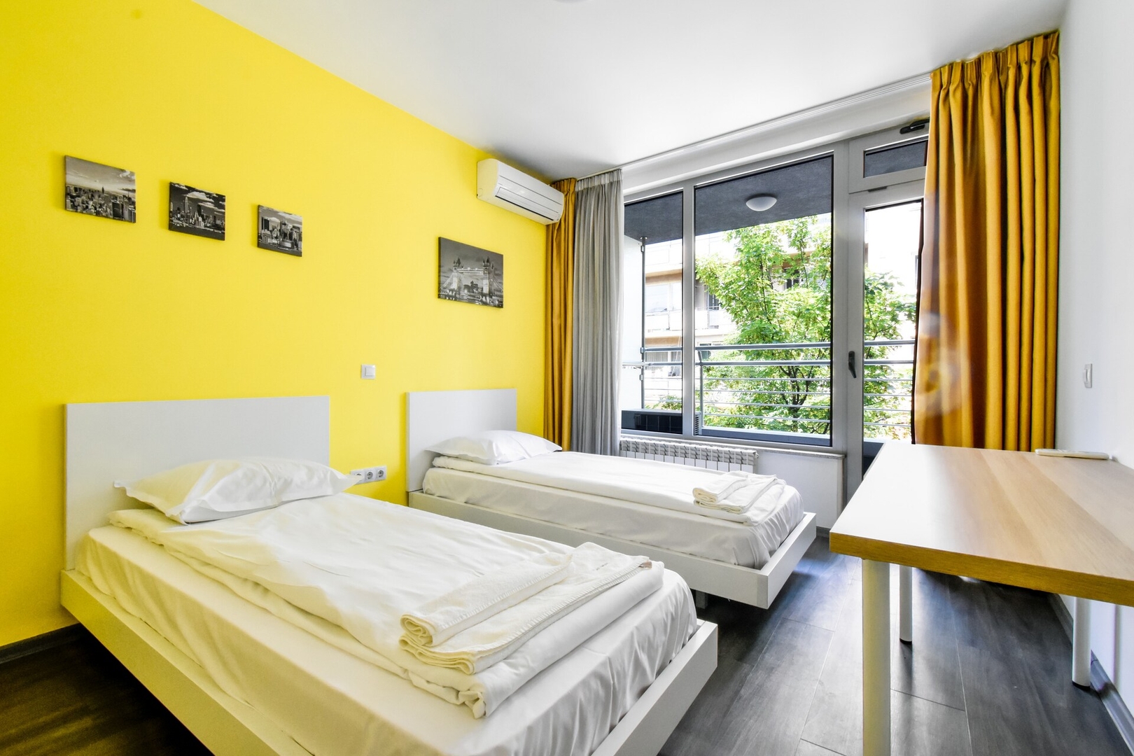 Joy Apartment – Stylish 2BD in Oborishte 7 Flat Manager Booking