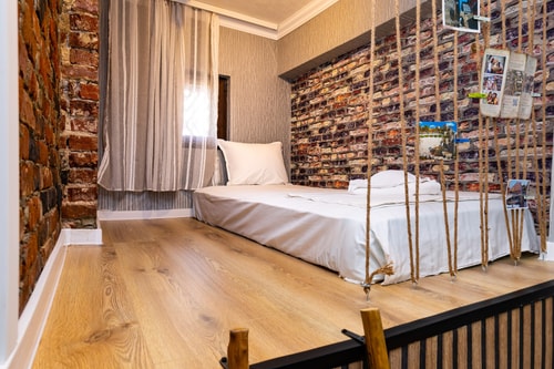 The Urban Nest-2BD Apartment with a Terrace 2 Flat Manager Booking
