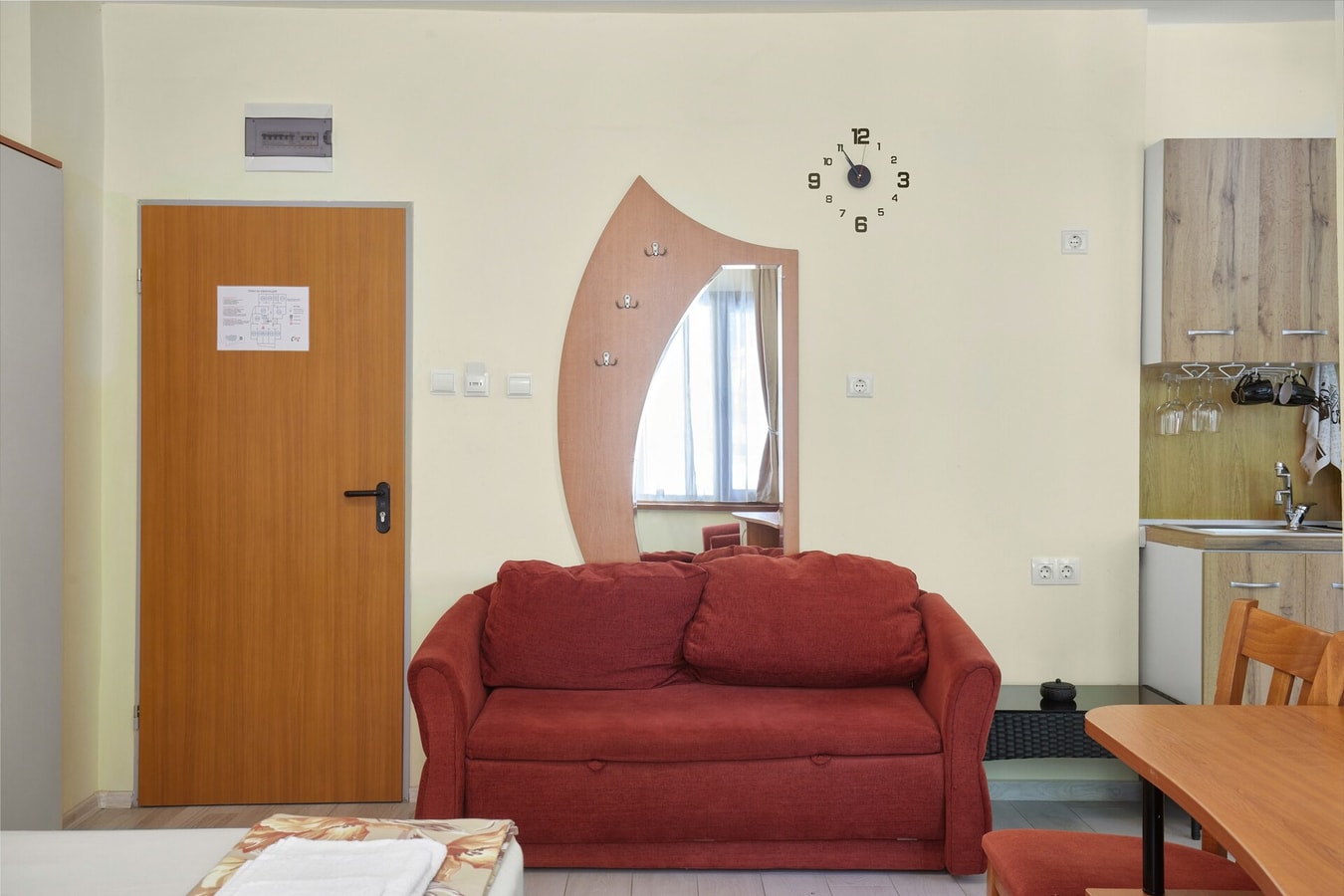 Private Studio in Hotel Paradise Pomorie 1 Flat Manager Booking