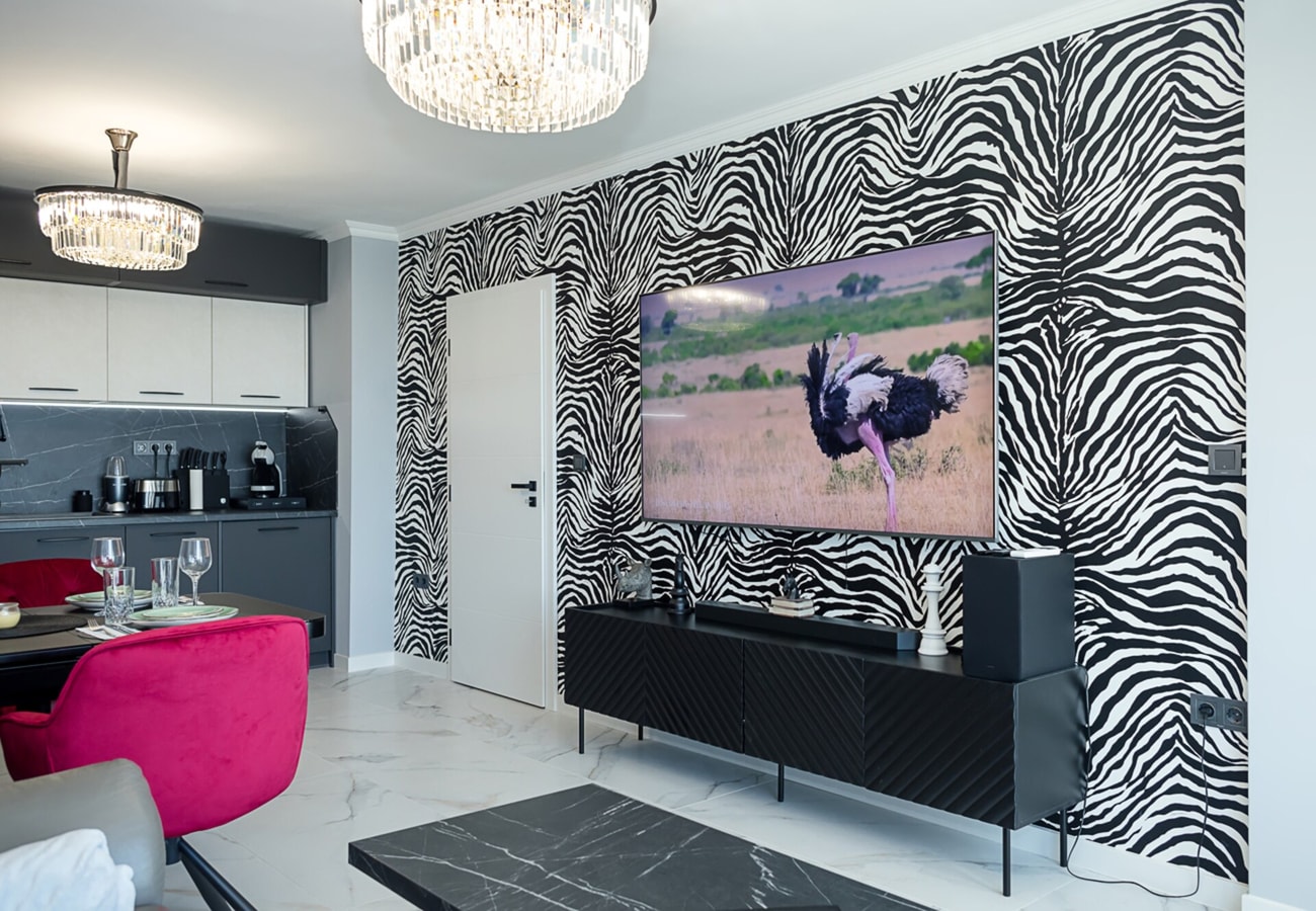 Royal View –Luxury 2BR Apartment with Sea Panorama 7 Flat Manager Booking