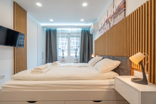 Zenith Apartment 21 Flat Manager Booking