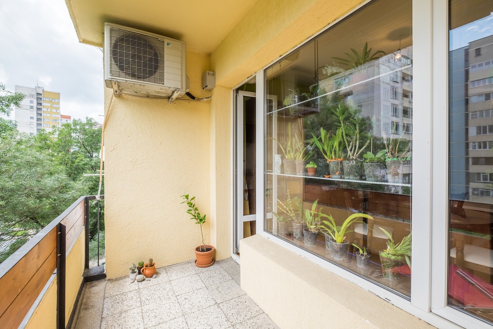 Beautiful Flat in Central Location 20 Flat Manager Booking