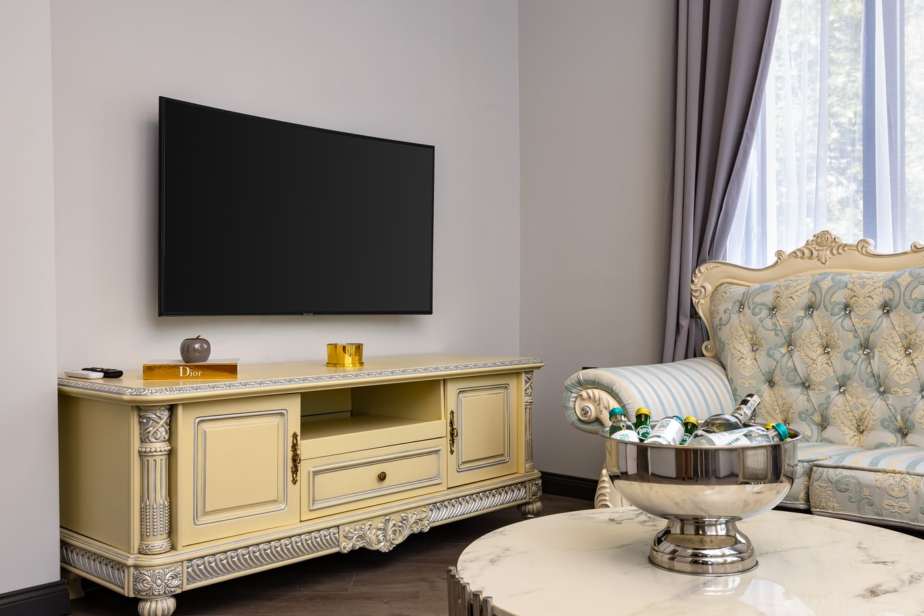 PLOVDIV Diyan ap. 3 · Central Apartments with Garden view - Apt No. 3 Flat Manager Booking