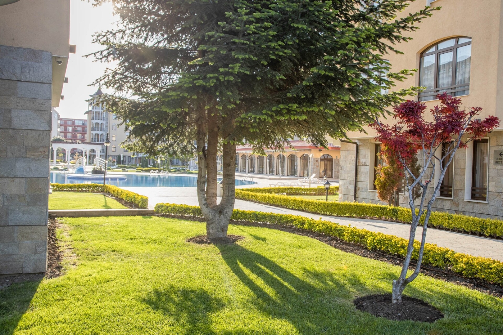 Sunny apartment in a complex with a POOL and GYM 20 Flat Manager Booking