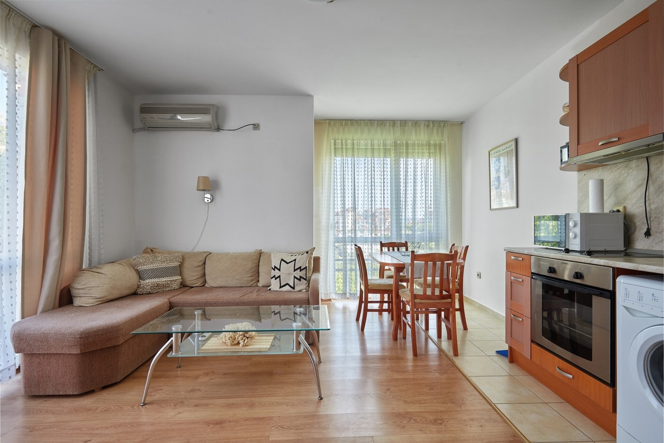 Charming 1-Bedroom Apartment in Ravda 5 Flat Manager Booking