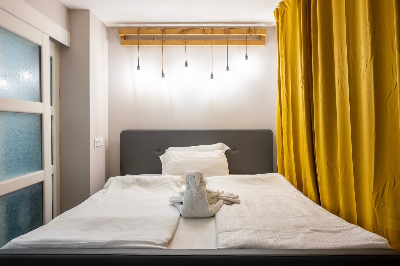 Central & Beautiful Apartment - Perfect Location 8 Flat Manager Booking