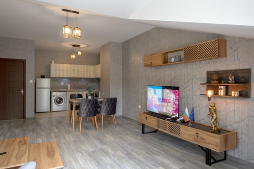 Luxury 2-bedroom apartment by Studenets Center 5 Flat Manager Booking