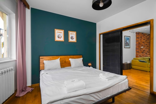 Central Sanctuary 3BD 14 Flat Manager Booking