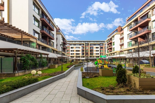 The Purple 1DB Apartment with a Parking Spot 28 Flat Manager Booking