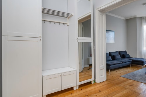 Charming 1BD Apartment Next to Women's Market 6 Flat Manager Booking
