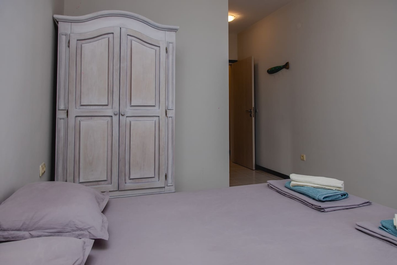 Lovely 3BD flat with PARKING and SEA VIEW 28 Flat Manager Booking