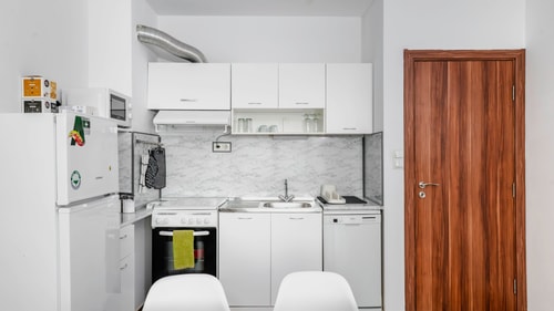 Terra Vibes - Central 1BD with balcony 2 Flat Manager Booking