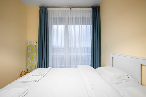 Bright and Cosy 1BD Flat:Perfect for Business Trip 13 Flat Manager Booking