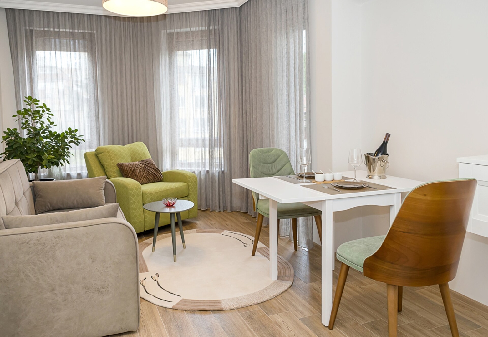 Stylish 1BR Steps from Sea Garden | Central Varna 5 Flat Manager Booking
