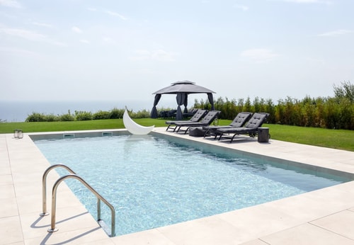 Luxury 4-bedroom Villa in Black Sea Rama Resort 23 Flat Manager Booking