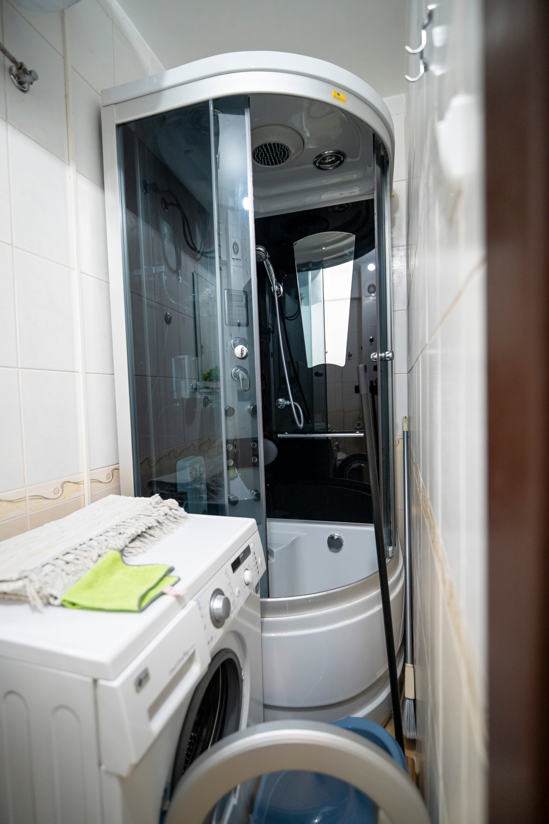 The Family Courtyard - LARGE 2BD Apartment 23 Flat Manager Booking