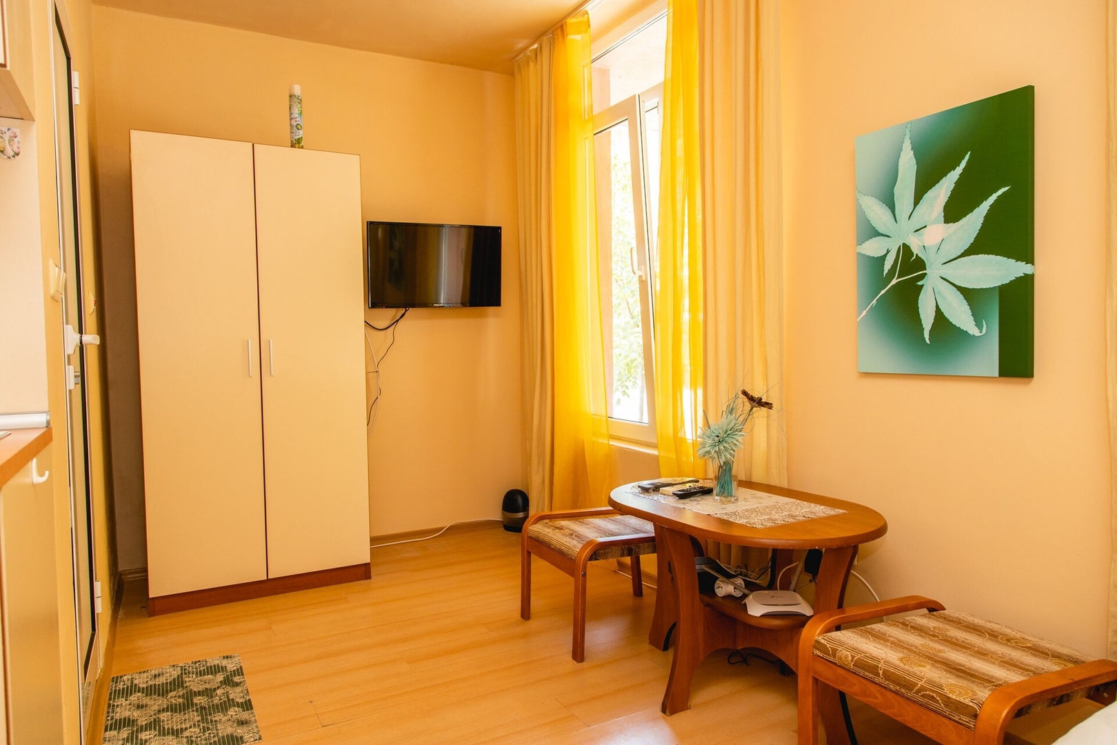 Compact studio with an indoor pool near Cacao Beach 5 Flat Manager Booking