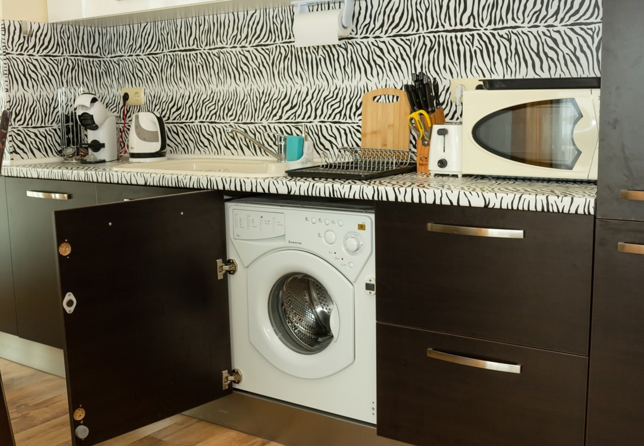 Cozy 1BD Apartment with a Spacious Terrace 15 Flat Manager Booking
