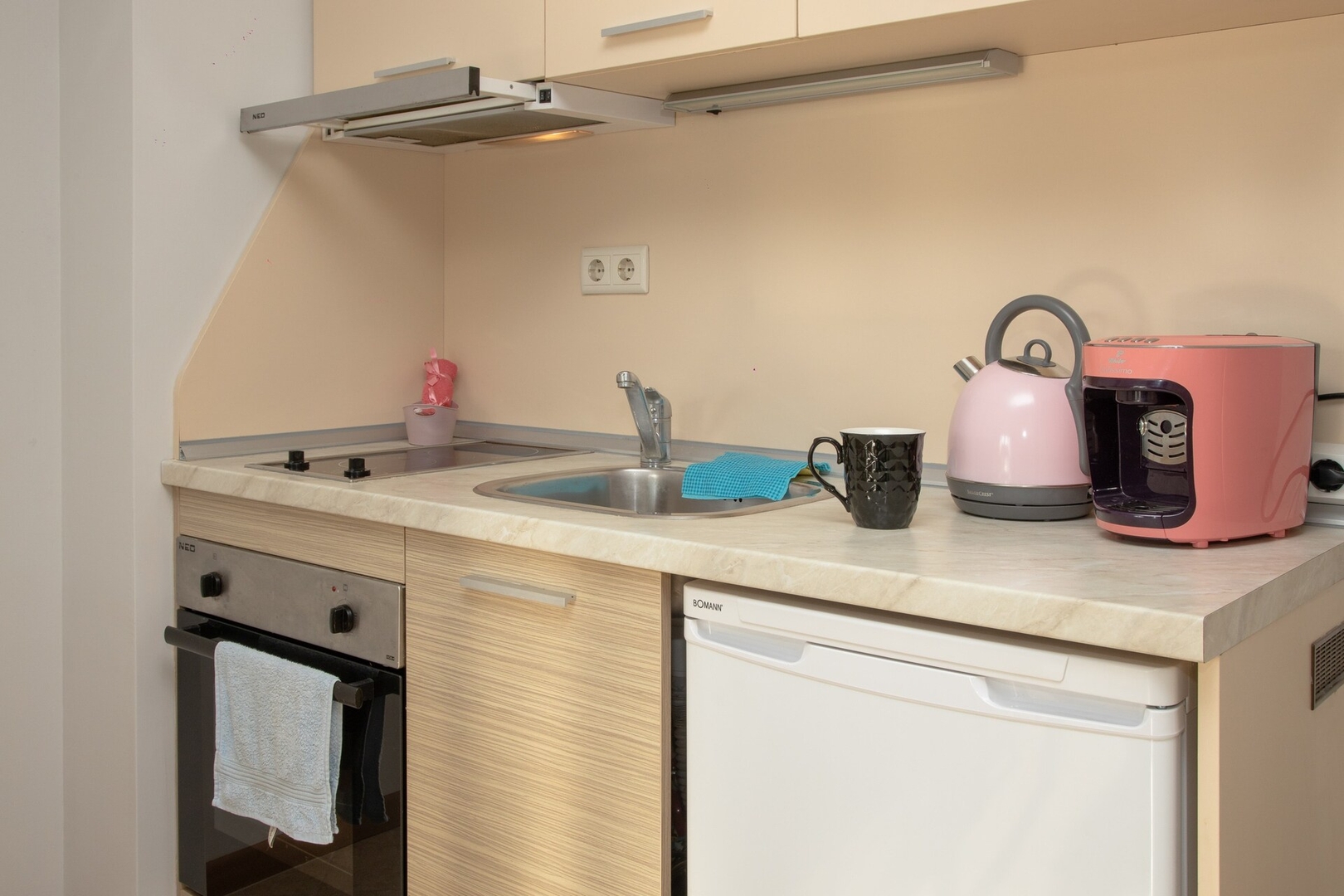 Sunny apartment in a complex with a POOL and GYM 5 Flat Manager Booking