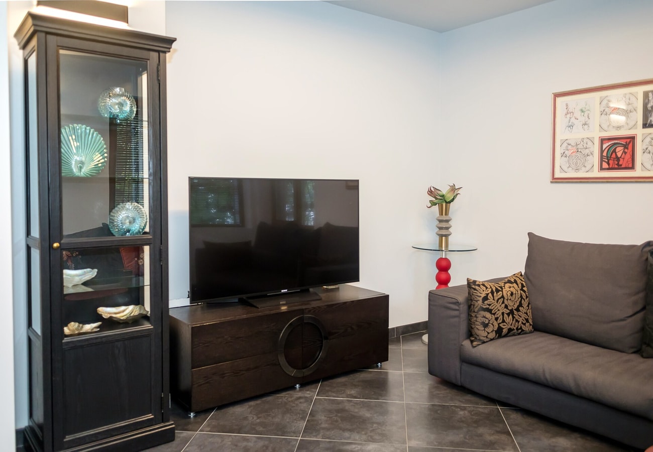 Cozy Flat with Two Bedrooms in Central Varna 13 Flat Manager Booking