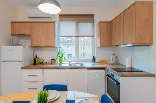 Bright Urban Retreat - Central Sofia 1BD Apartment 10 Flat Manager Booking