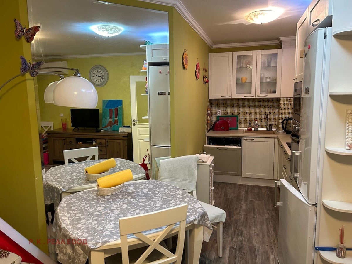 Sunny Flat with Balcony in Golden Sands – Iglika 7 Flat Manager Booking