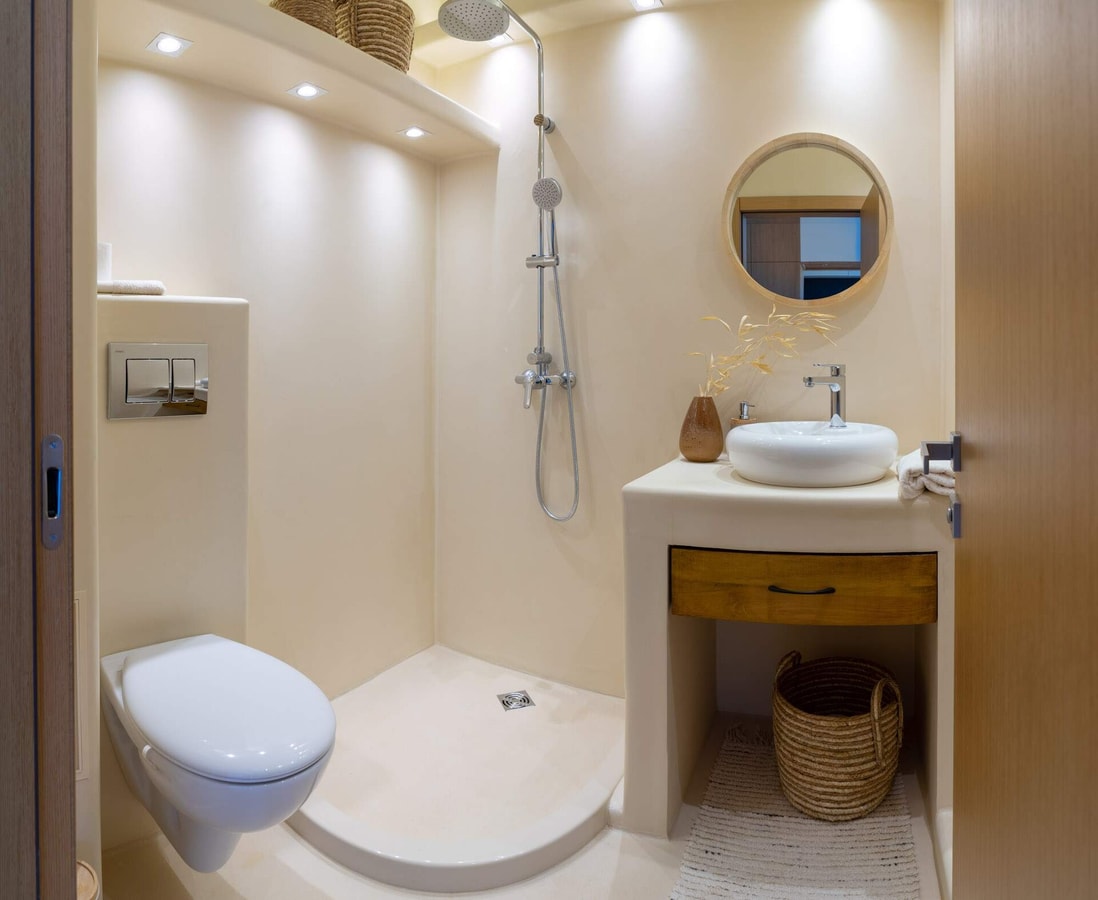 Smartly Designed Flat with Balcony & Parking 28 Flat Manager Booking