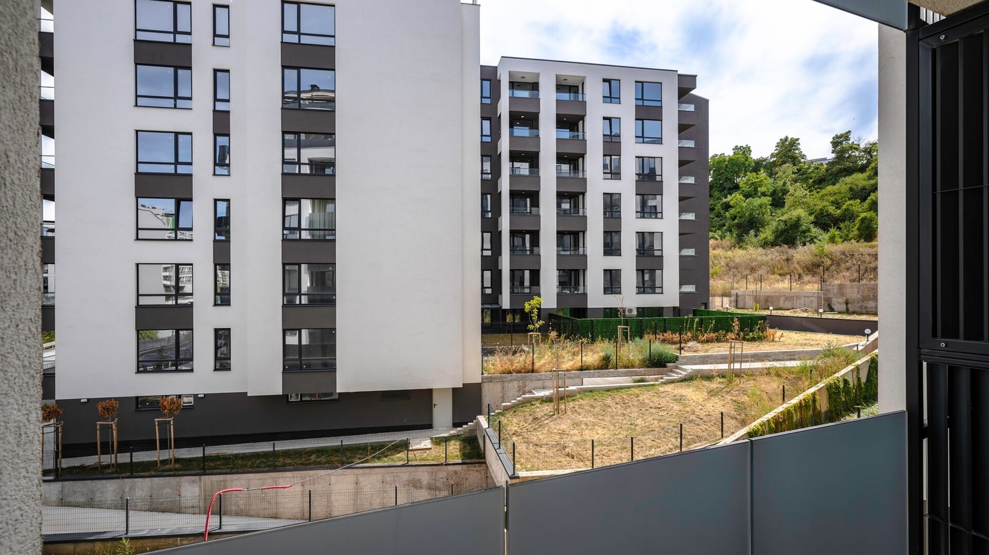 Aziz Drujba 1BD · Fresh & Modern Apartment with Balcony 20 Flat Manager Booking