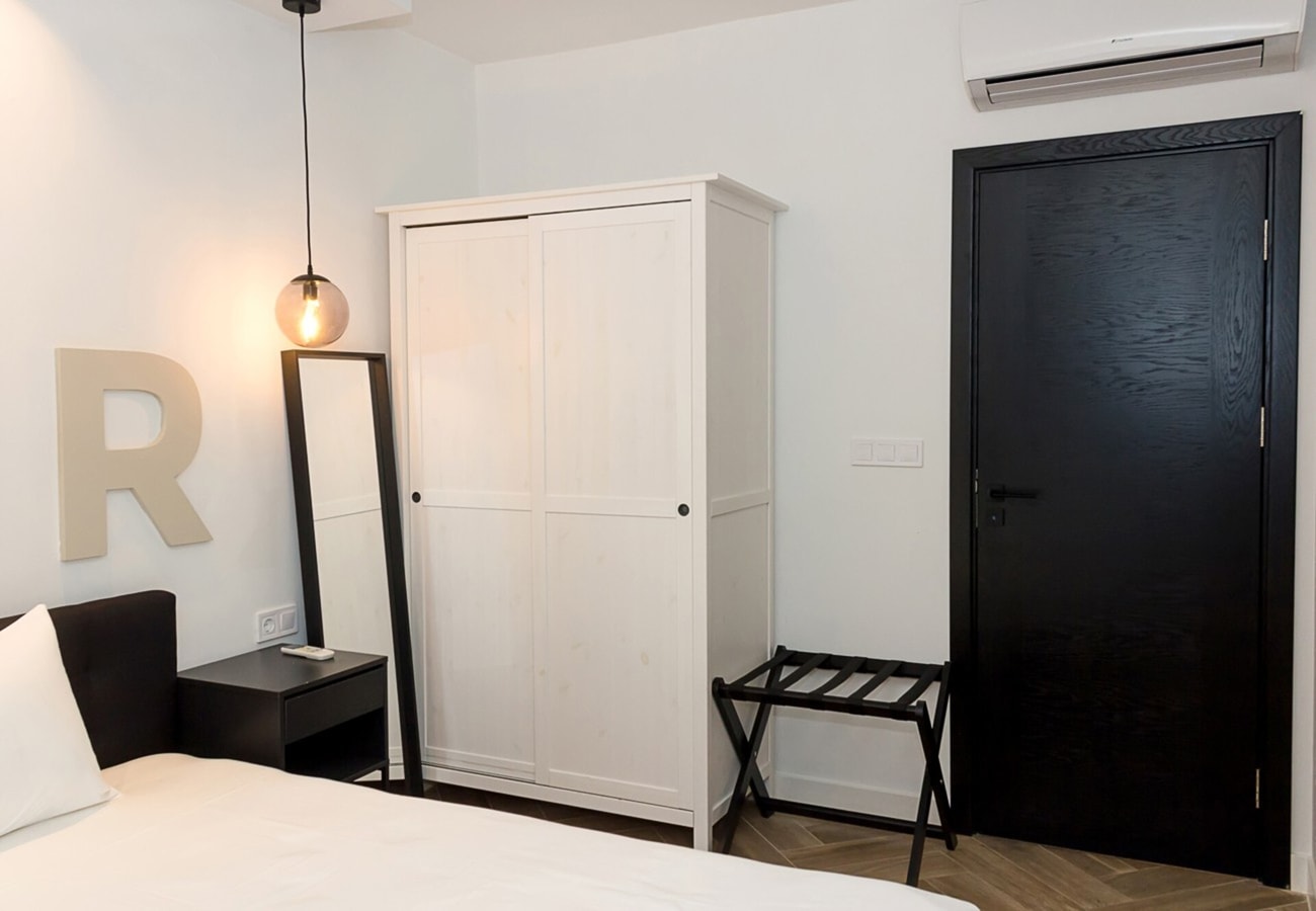 Three private apartments near Port of Varna 16 Flat Manager Booking