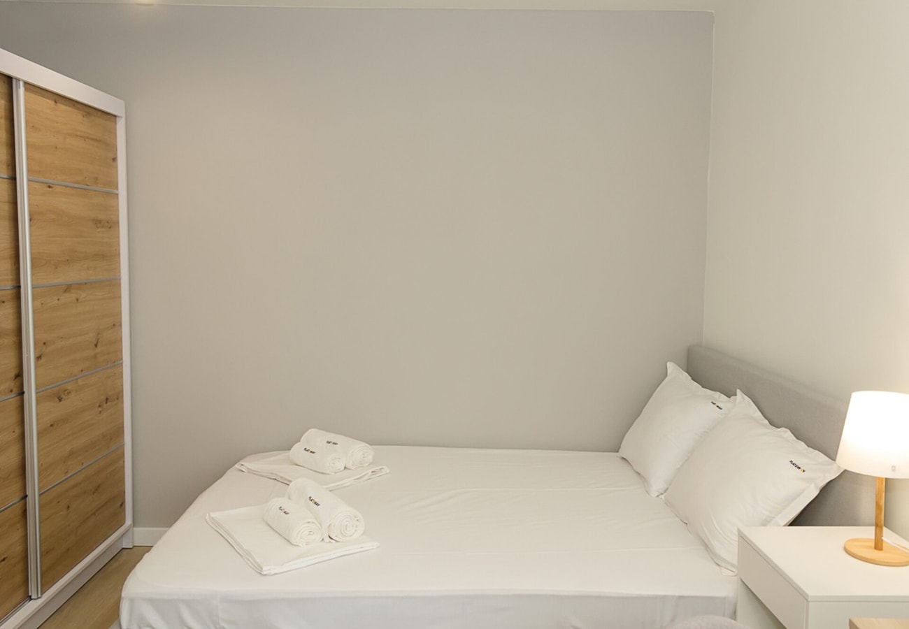 Sea Garden Varna - 2BD Flats with Desk & Balcony 18 Flat Manager Booking