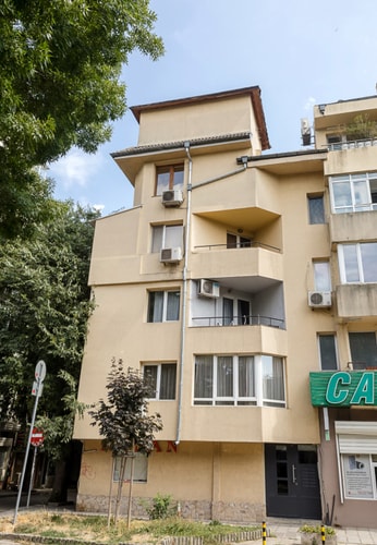 2-Bedroom Apartment in Prime Varna Location 4 Flat Manager Booking