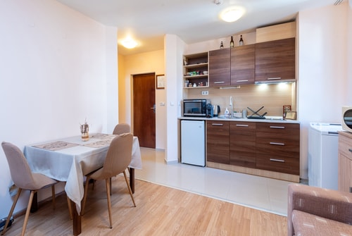 Belmont's Green Dragon nest | 1BD Apartment 2 Flat Manager Booking