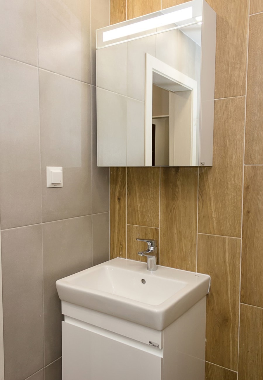Sea Garden Varna - 2BD Flats with Desk & Balcony 7 Flat Manager Booking