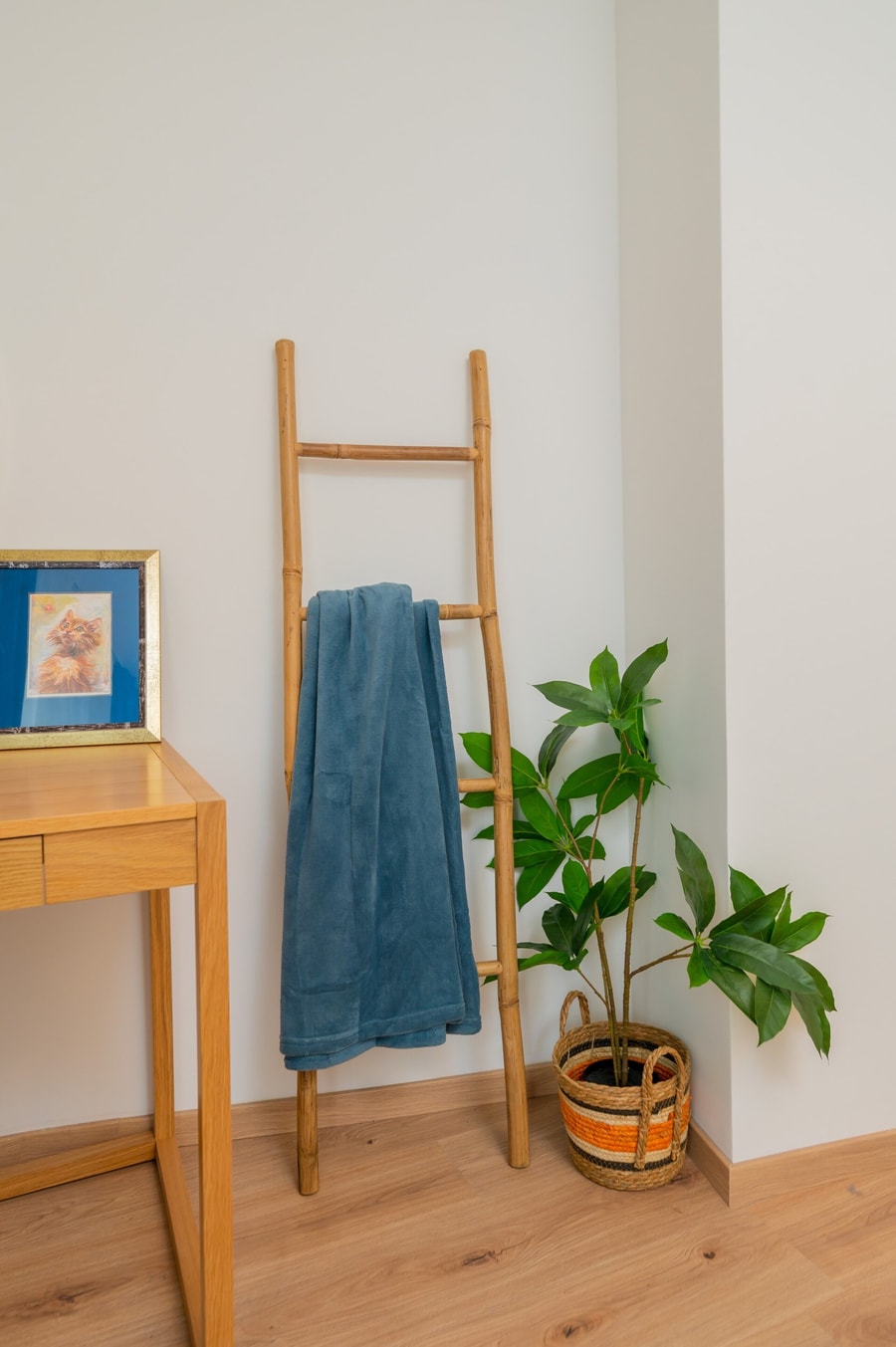 Bright Urban Retreat - Central Sofia 1BD Apartment 19 Flat Manager Booking