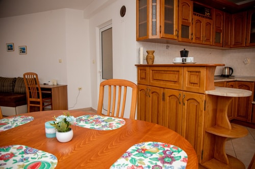 Convenient 2-Bedroom Flat next to Harmanite Beach 2 Flat Manager Booking