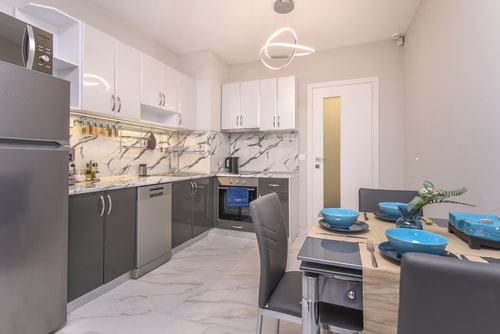 Stylish Residential Flat ~ with Parking & Balcony 2 Flat Manager Booking