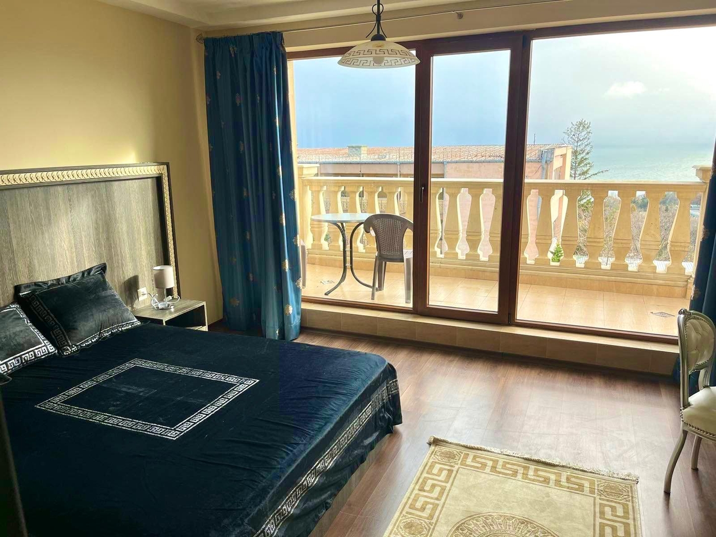 Elegant Apartment with Balcony in Argisht Palace 3 Flat Manager Booking
