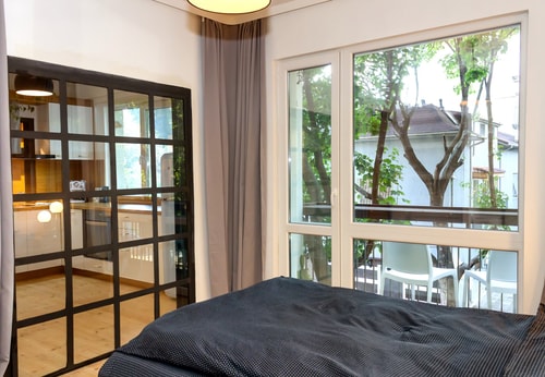 Bright & Spacious Apartment with a Charming Balcon 4 Flat Manager Booking