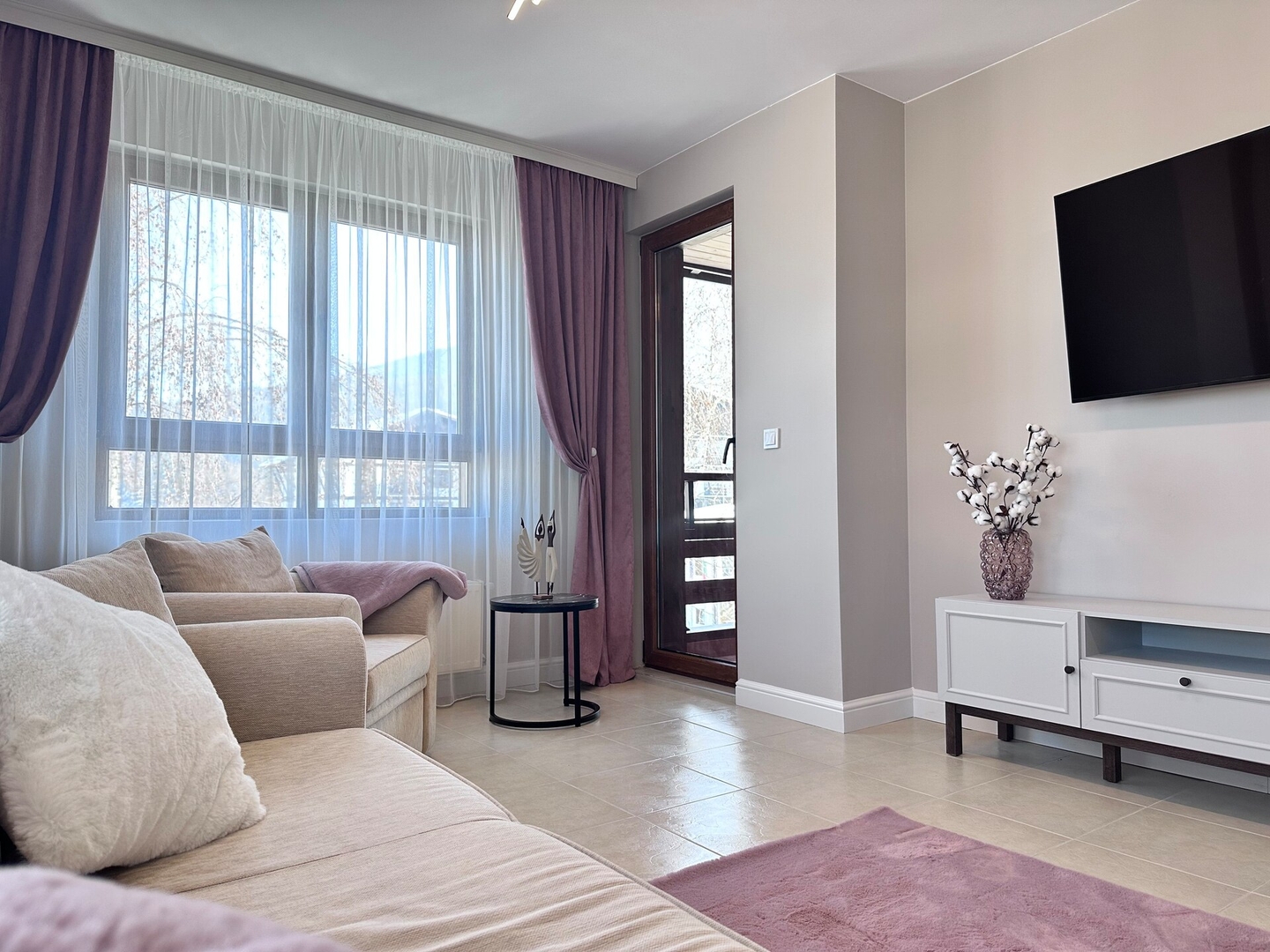 Elegance28 – Stylish Mountain Retreat in Bansko 6 Flat Manager Booking