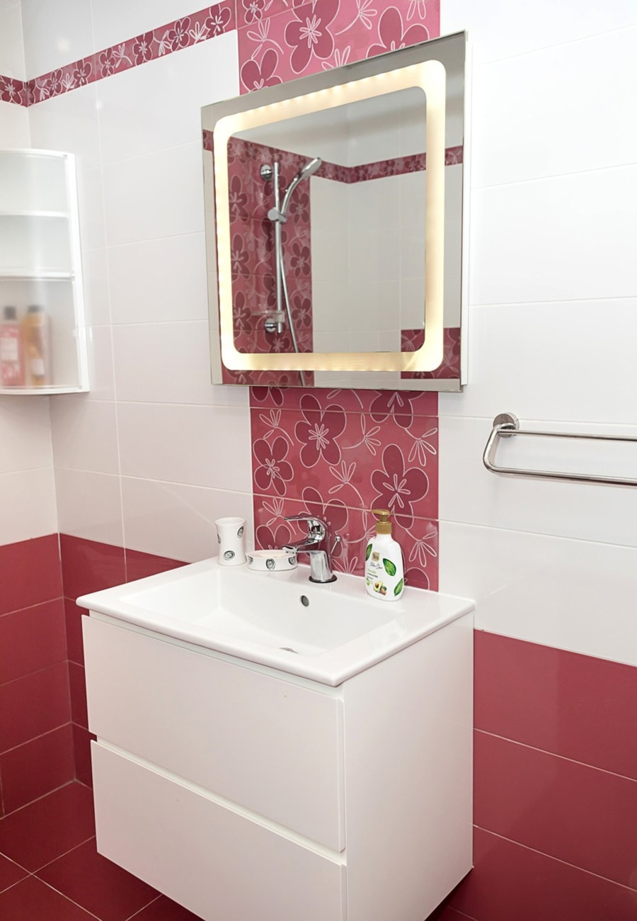 Bright & Elegant 1-BR Flat Near the City Center 4 Flat Manager Booking