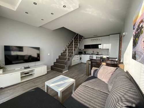 Beautiful City View Maisonette Apartment 1 Flat Manager Booking